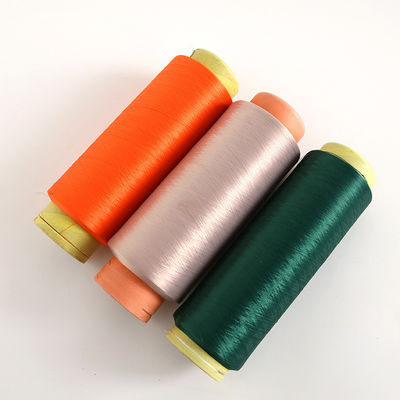 سپون سفید 202 حلقه اسپون فیبر پلی استری برای دوختن داکرون 50D-600D رشته رنگ 20S/3 پنبه ذوب 30/1 فیبر